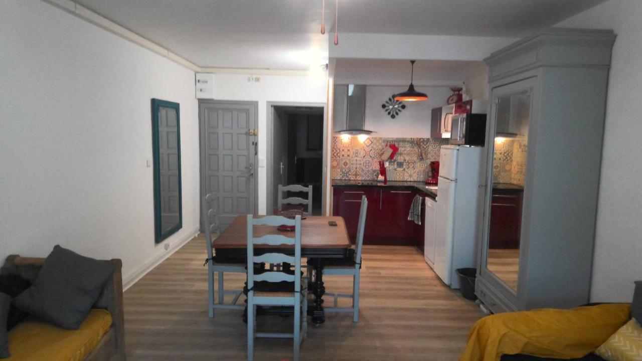 Refurbished Apartment 4 People 300M From The Sea سانت ماري دو لا مير المظهر الخارجي الصورة