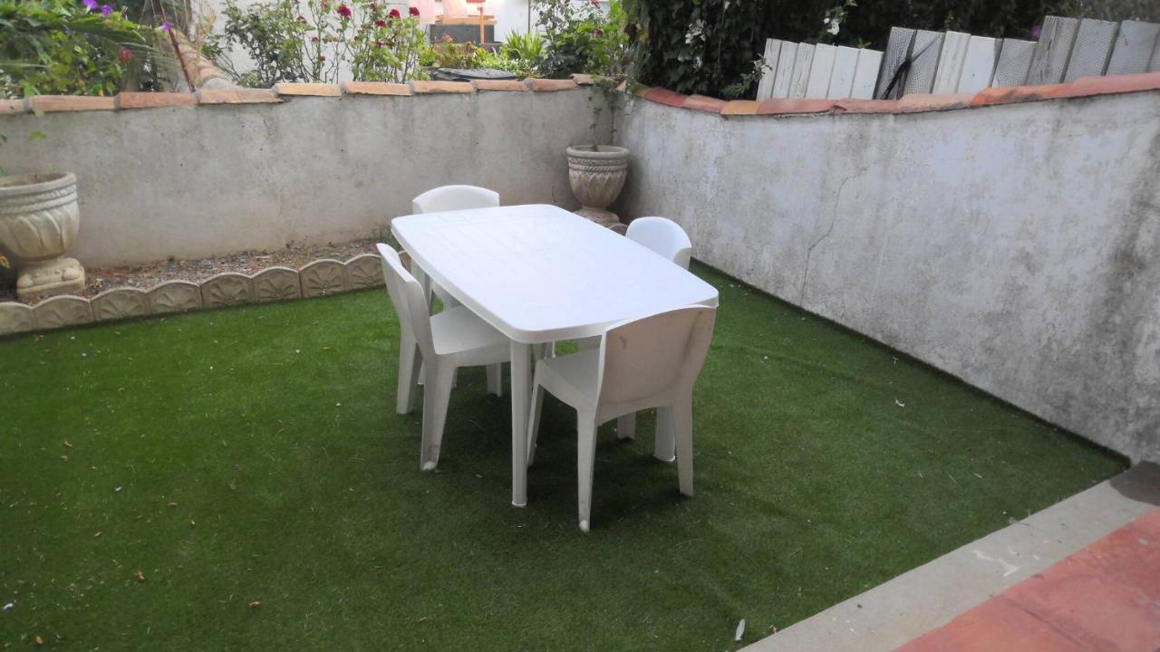 Refurbished Apartment 4 People 300M From The Sea سانت ماري دو لا مير المظهر الخارجي الصورة